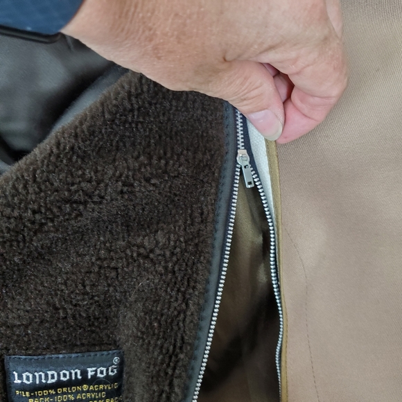 London Fog removable liner trench coat size 42 regular - Picture 9 of 14
